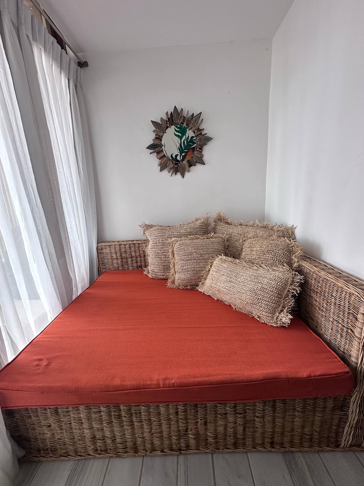 Banig Beach Resort El Nido