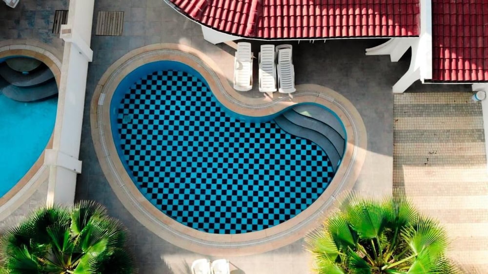Spectacular Villa With Private Pool in Antalya view 3