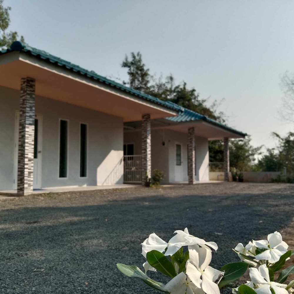 Sunshine Rest Resort