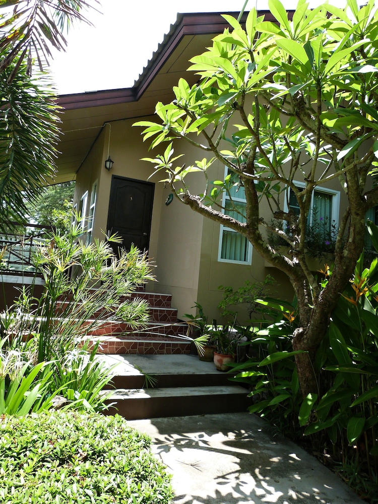 Bann Suan Rachawadee B&B