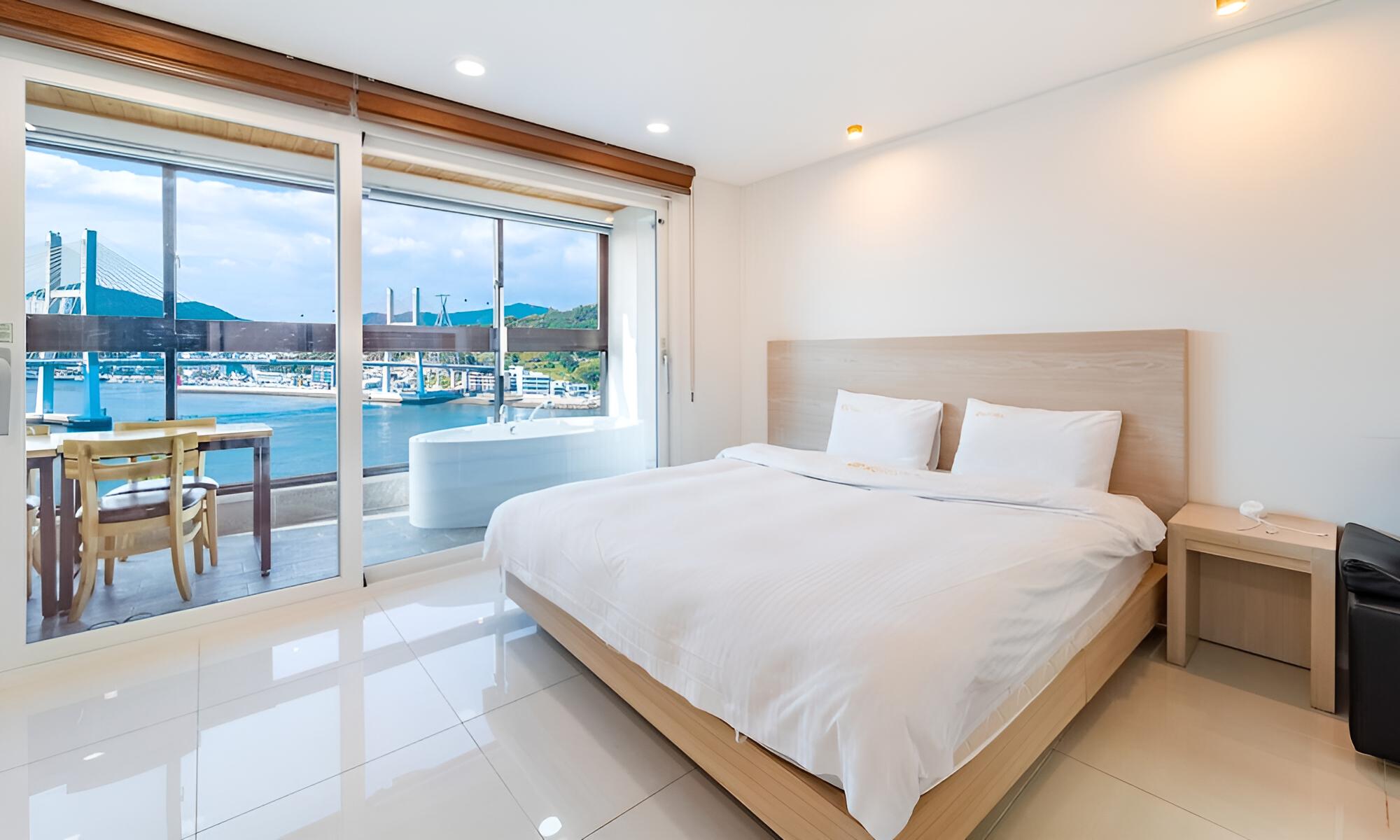 Yeosu Sunhill SPA Pension