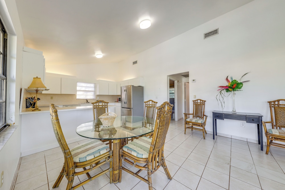 Half Mi to Marina: Apt w/ Pool Access in Key Largo