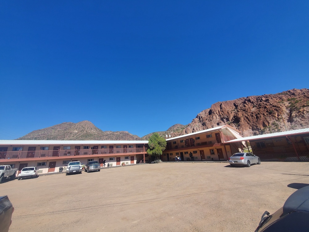 Rode Inn of Clifton