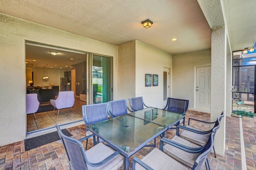 7 Bed Luxury Home With Great Amenities! 7 Bedroom Villa by RedAwning - Image 4