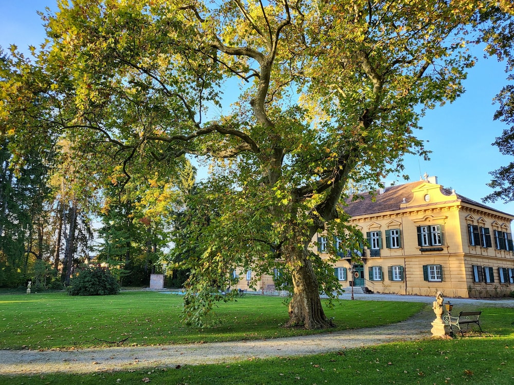 Palais Kneissl