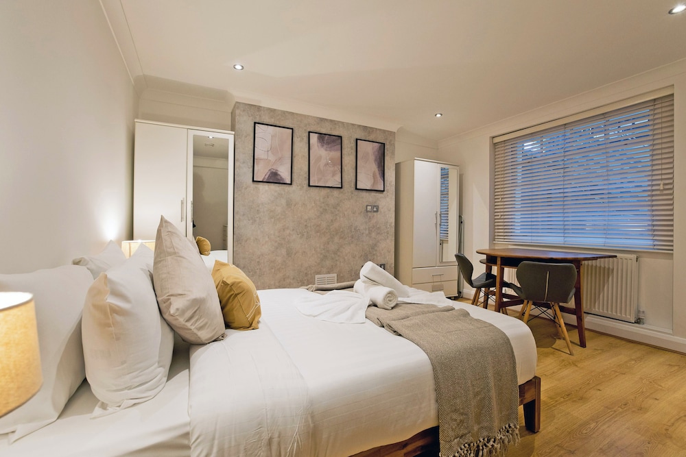 Imperial Argyle Square Apartment