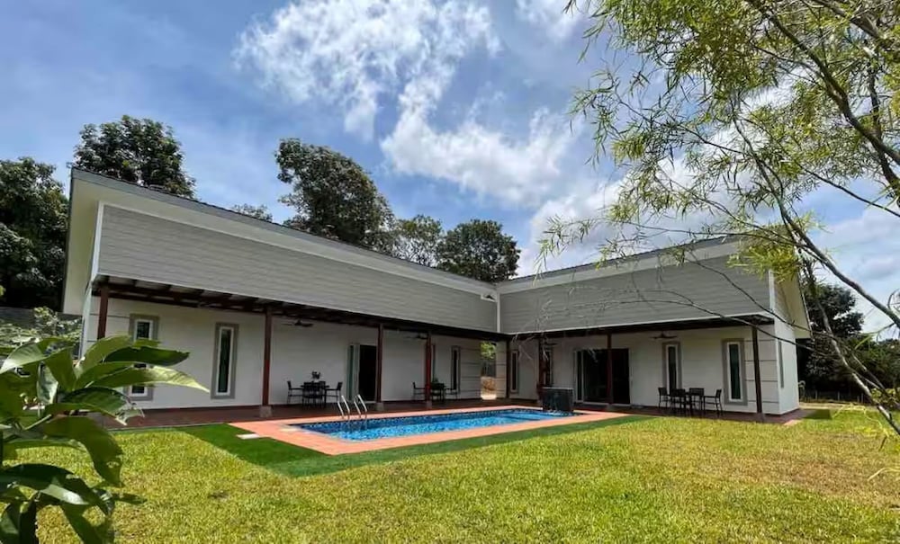 Villa RI Homes