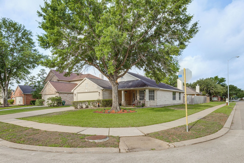 Modern + Spacious: Family Home w/ Yard in Houston!