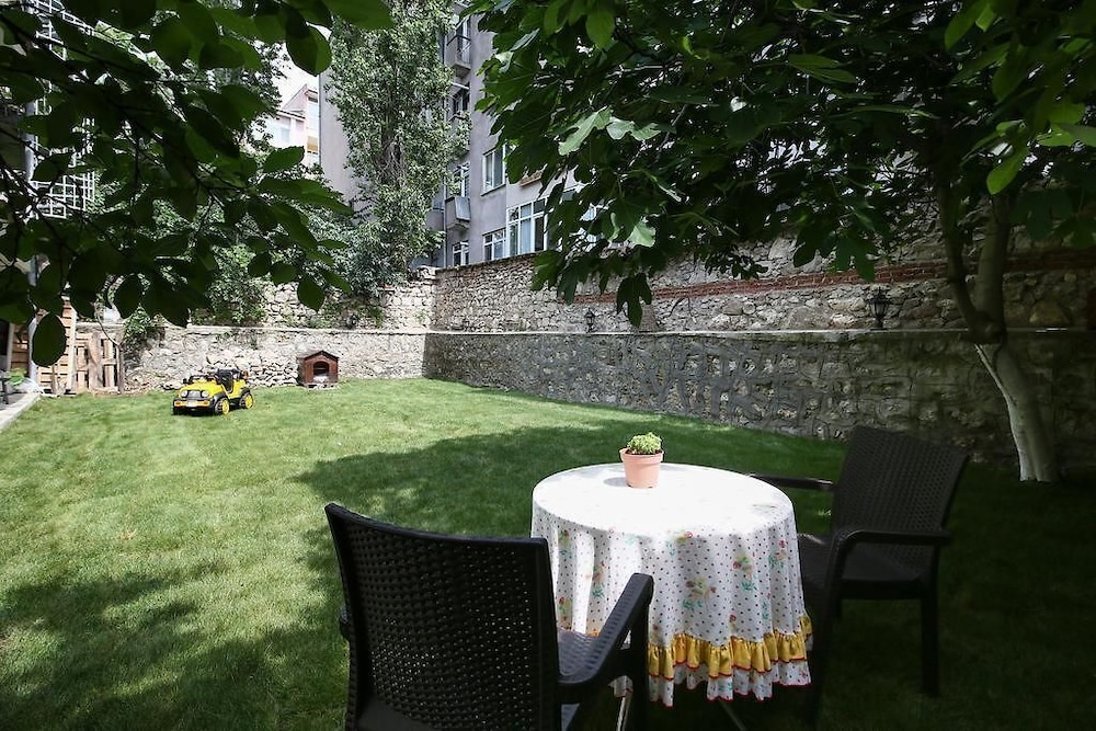 Adalı Pansiyon view 4