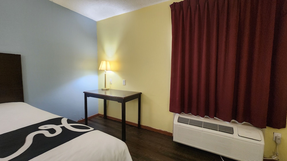 Capital O Fairway Inn - Baytown La Porte TX