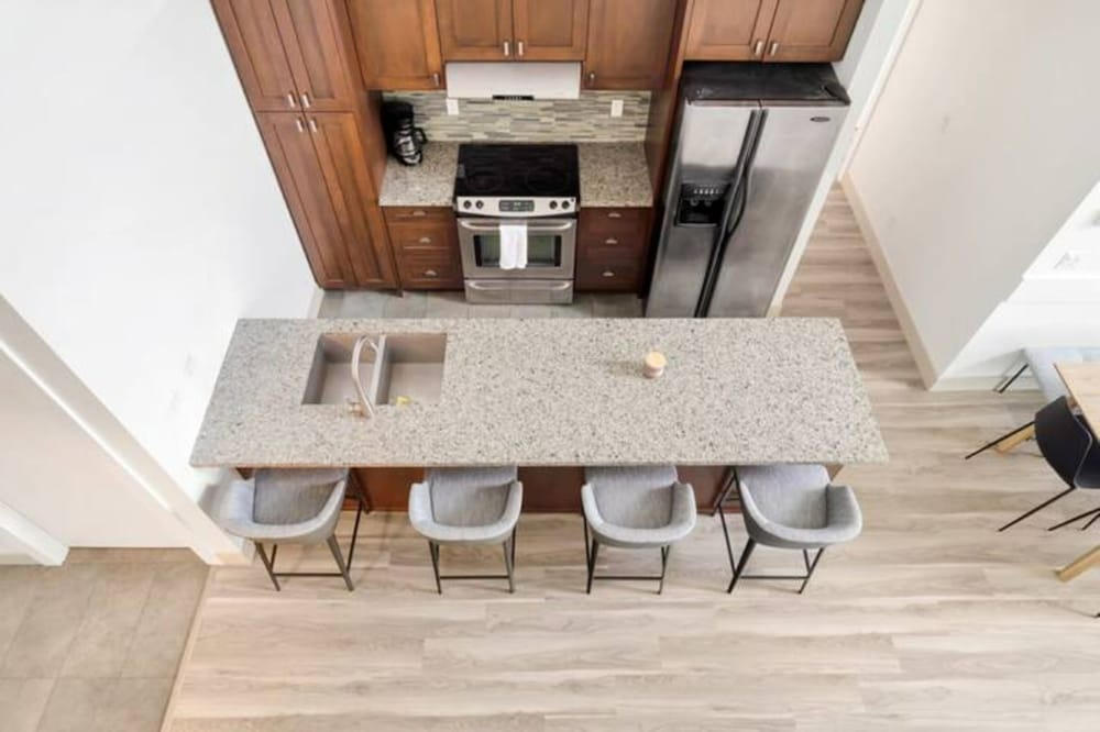 4BR Penthouse Rooftop of Harrison - Image 5