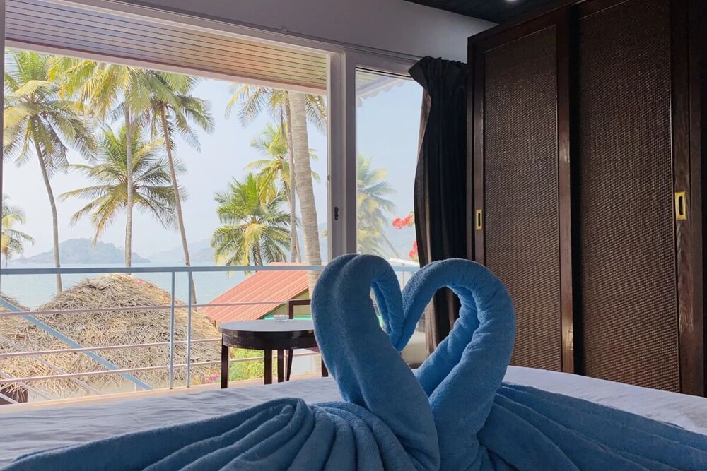 Grand Sea Shades Goa