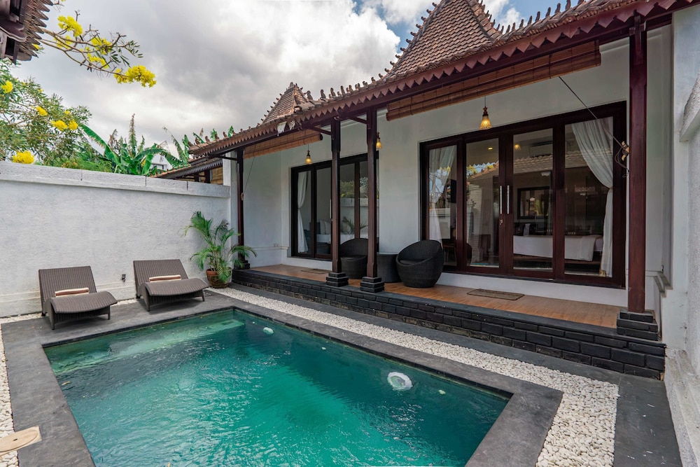 Sakya Villa