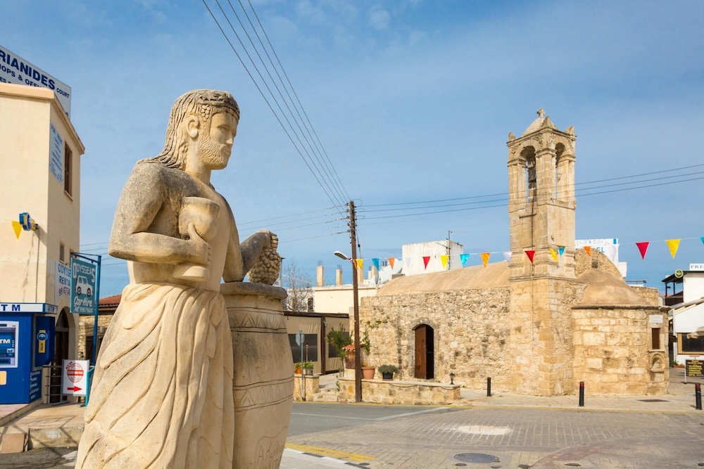 Photo 56