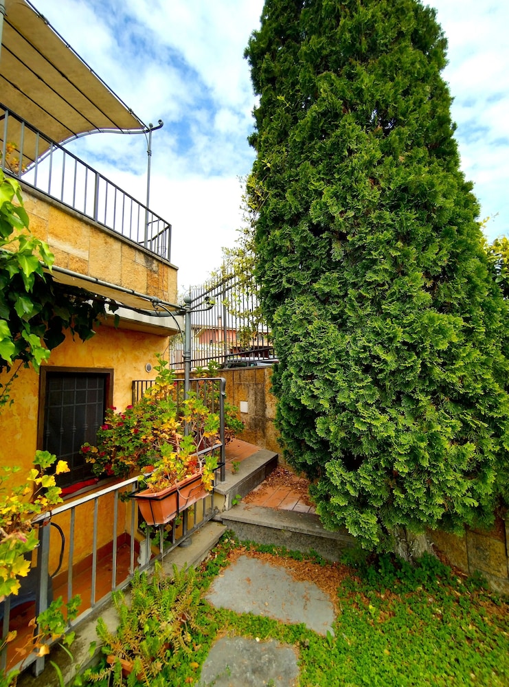 La Valle Dei Casali B&B