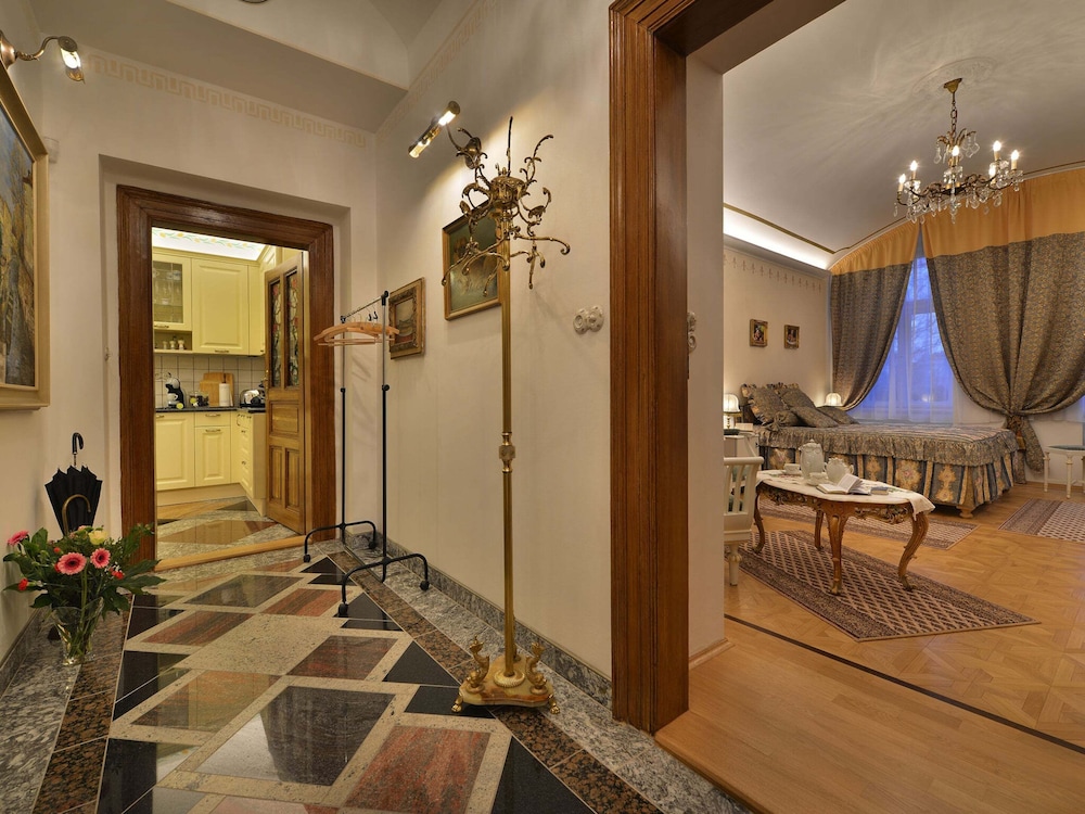 Charming Prague Downtown Flat