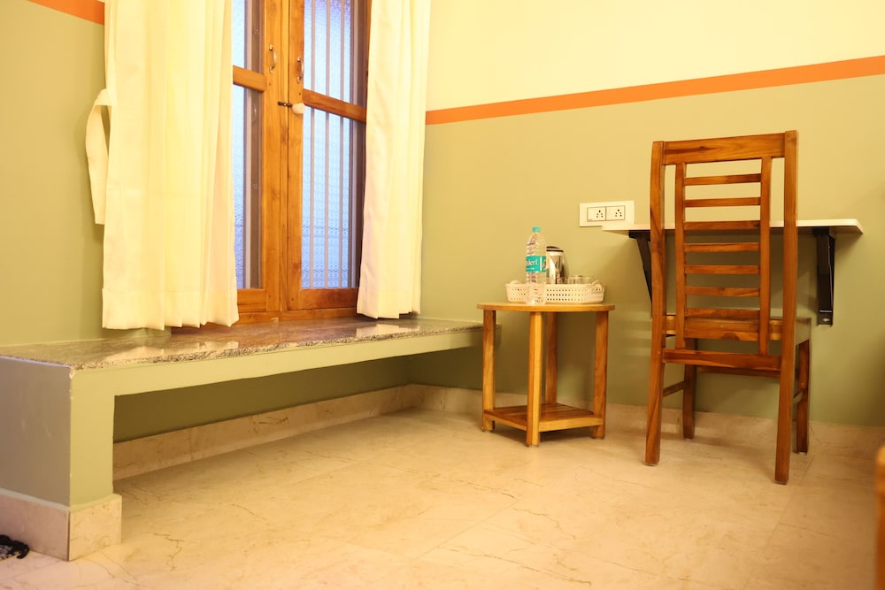 Dwaraka Guest House