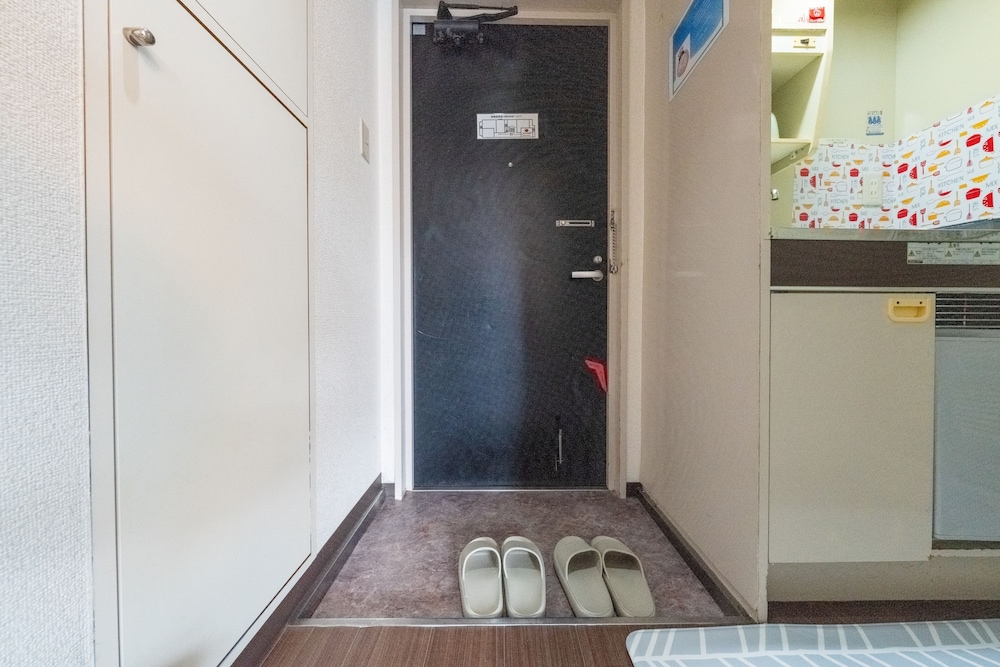 Namba West 5 connecting room