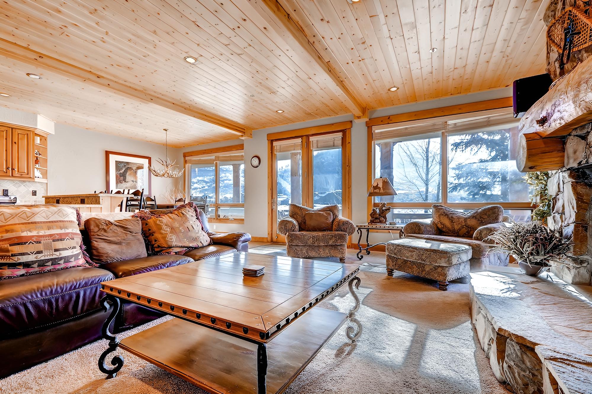 Bristlecone Condominiums by Vacasa