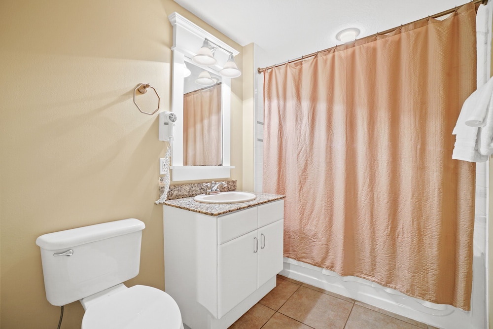 Grand Panama Beach Resort by Panhandle Getaways