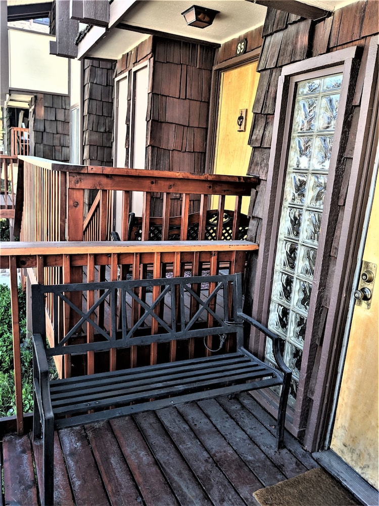 Snow Summit Townhouse Rentals & Sales