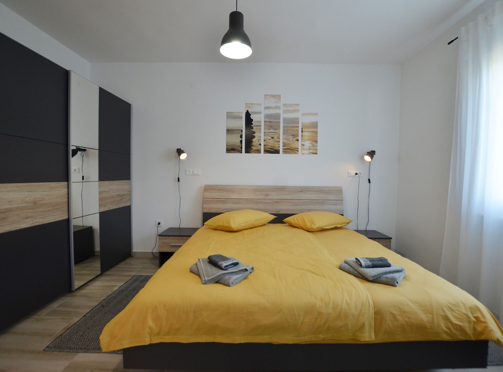 Lush and Sweet Escape Apartments