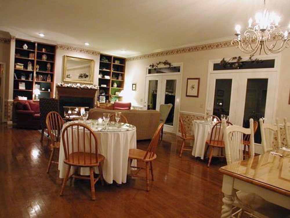 Monterey Vacations - Garden Inn Bed  Breakfast at Bee Rock - Property Image 54