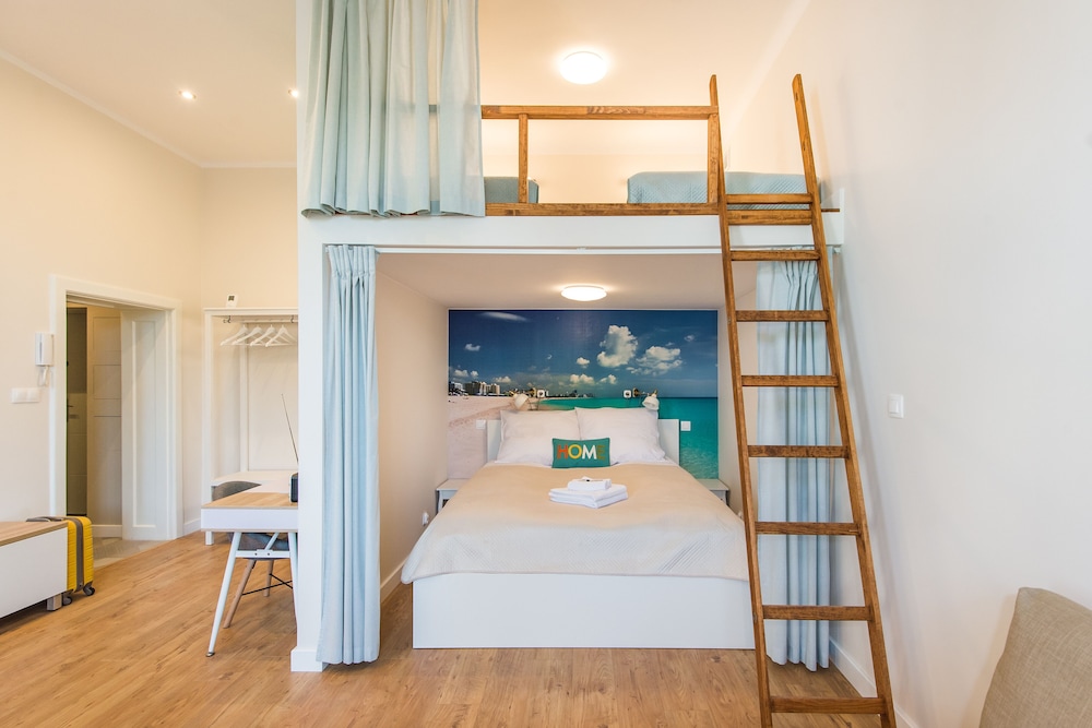 Photo 68