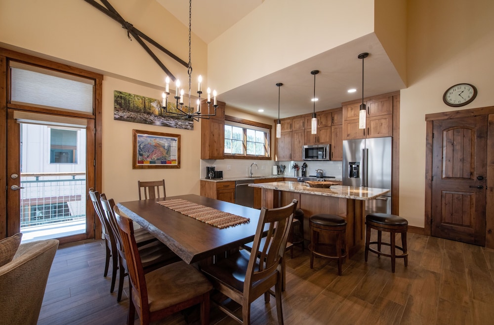 Winter Park CO Condos - Zephyr Mountain Lodge