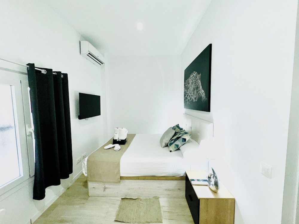 Cinco Torres Suites
