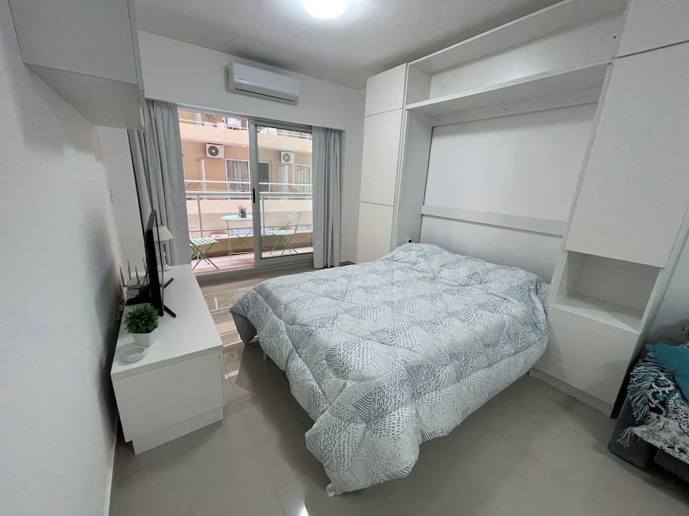 Ayres Suites Moreno