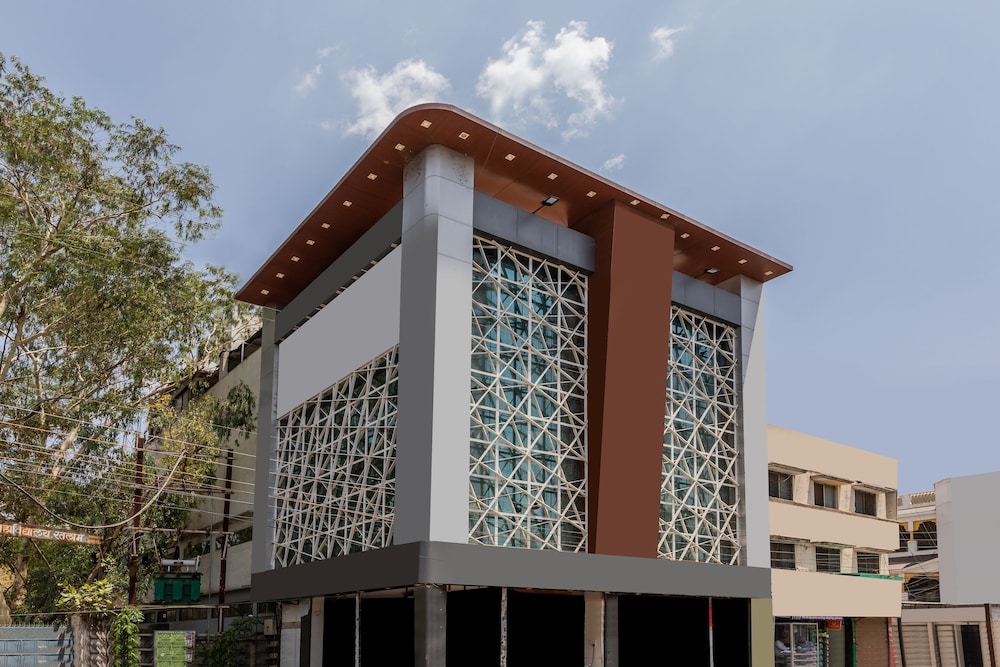OYO 41898 Balaji Palace view 4