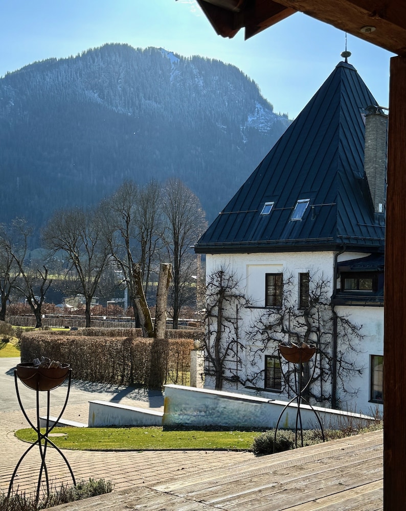 TURM KAPS Luxury Home by Belle Stay