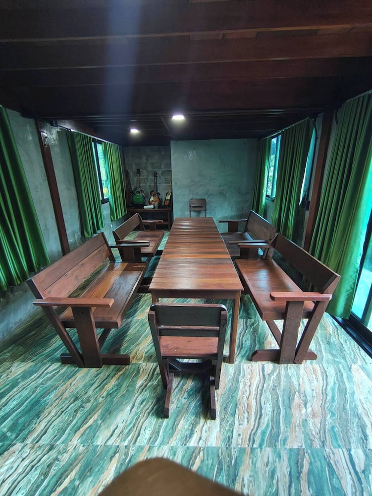 Charming Ao Luek Tai Retreat With Breathtaking Views