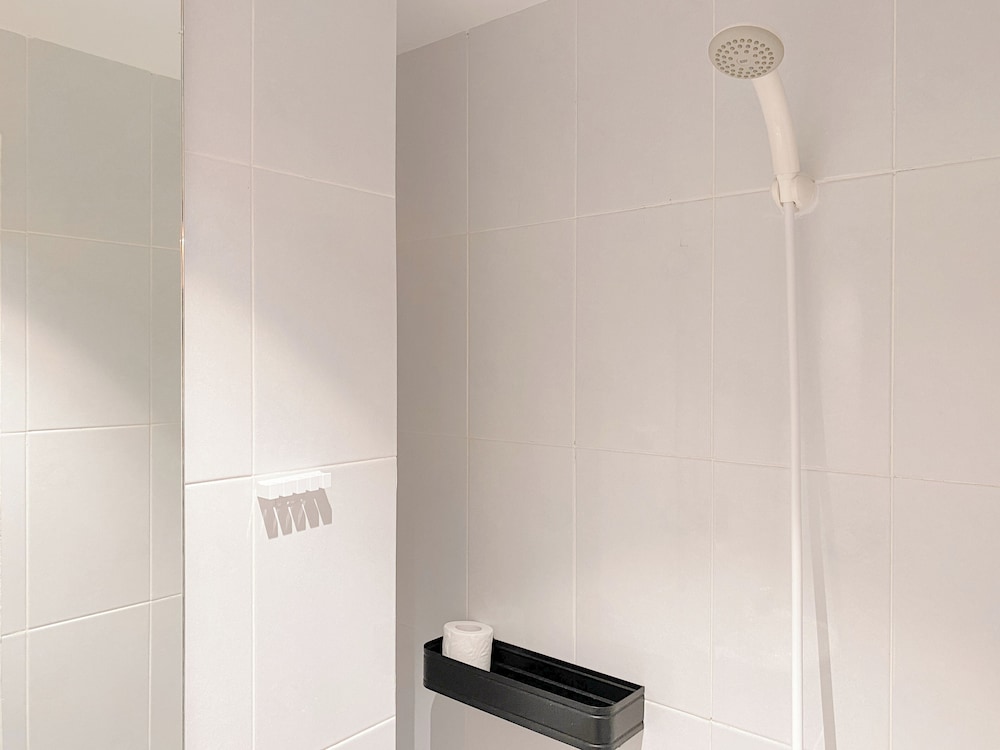 Neat And Warm Studio At Tokyo Riverside Pik 2 Apartment