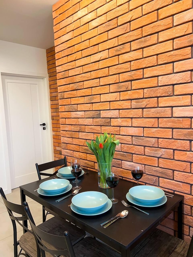 Lumina modern 3-rooms family apart