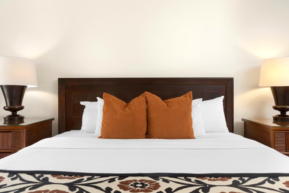 Honua Kai Konea 2 Free Rental Cars KBM Resorts Extra Large Corner Suite! 2 Units, 4 Bedrooms Ml-1397
