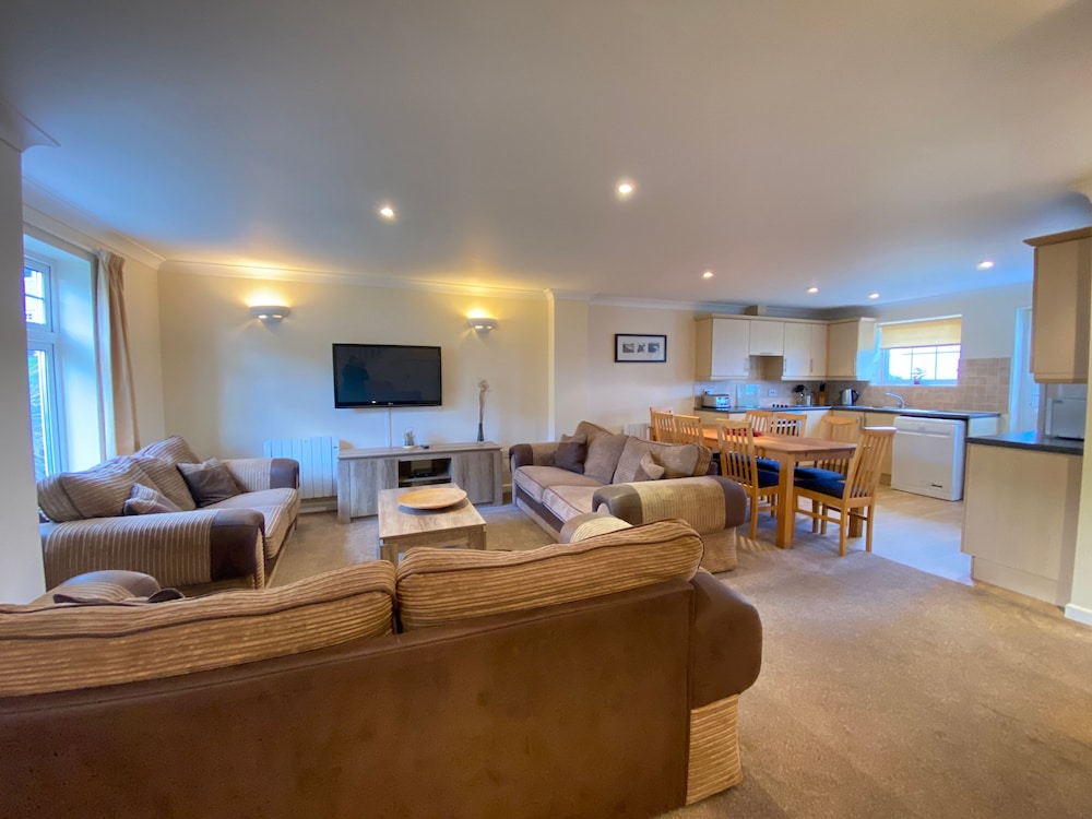 4 Bedroom House At Atlantic Reach-Newquay-Cornwall