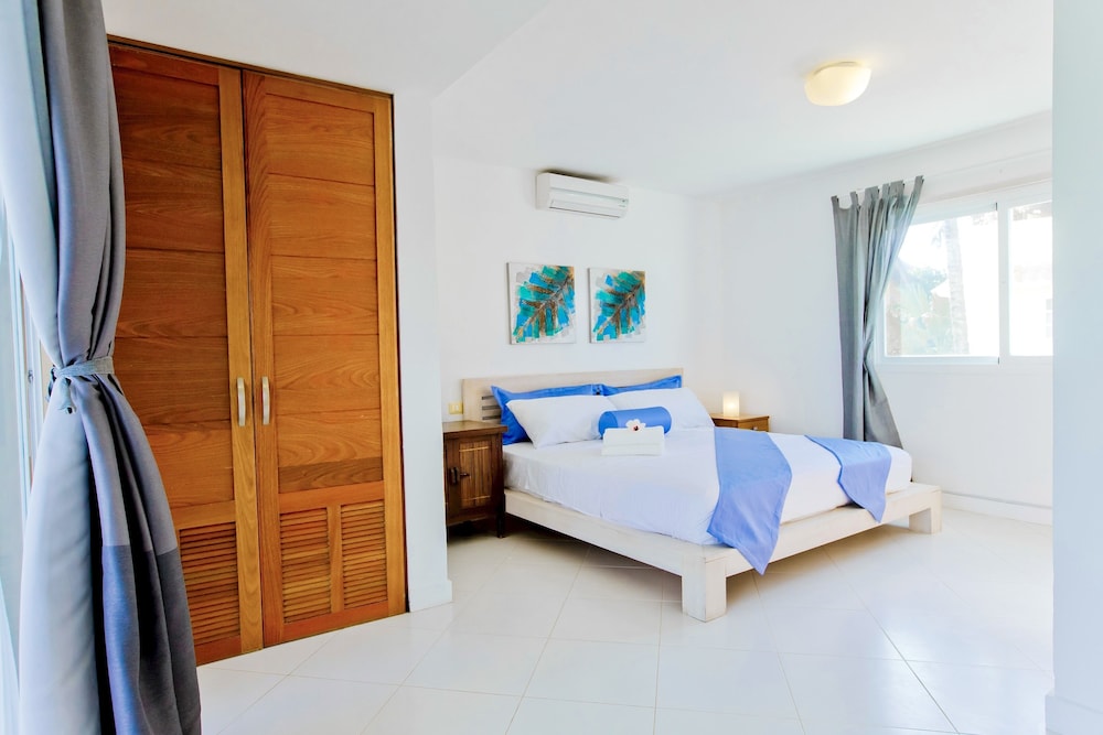 Ocean View Apartment With 3 BDR at B Varo Beach view 3