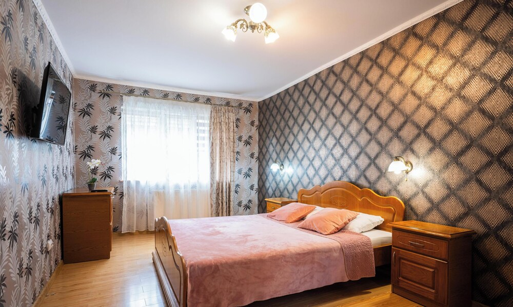 Noua Oasis BNB with parking