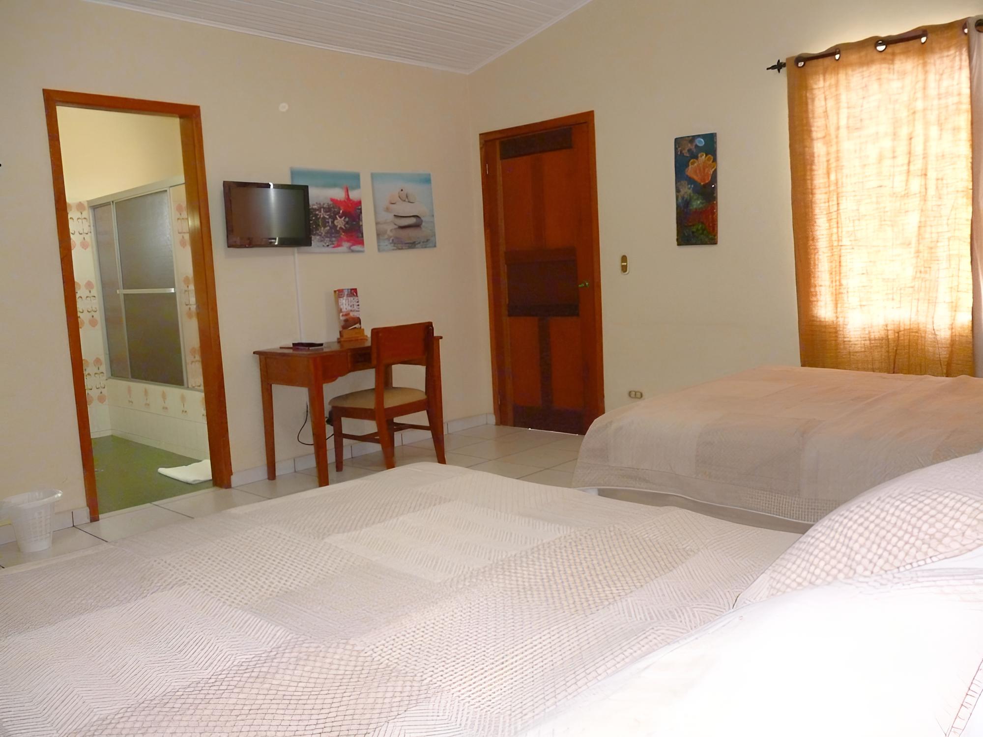 Photo 6