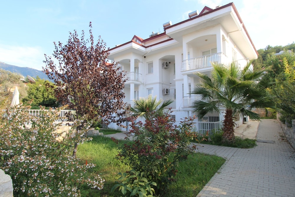 Olympia Apart 6 by Villa Buketi view 3
