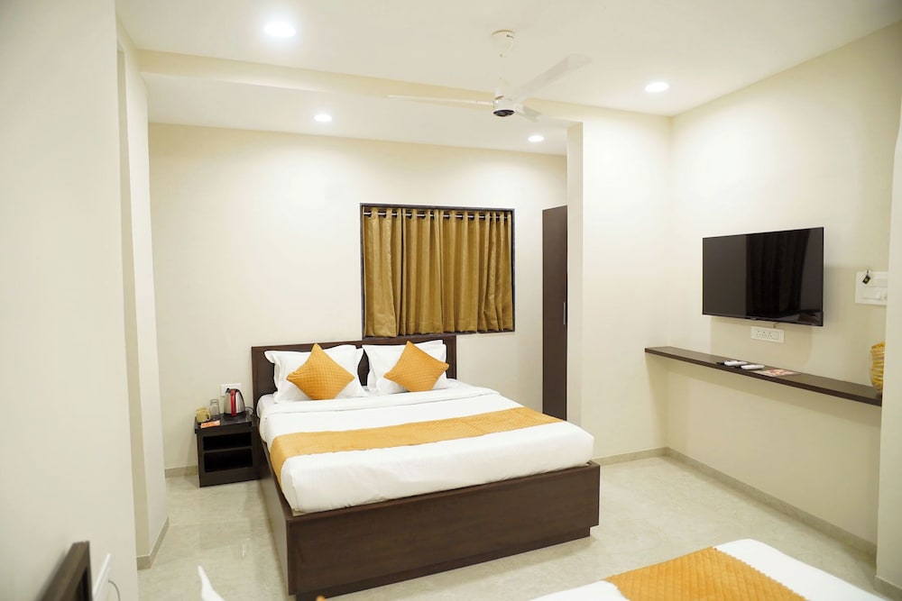 Hotel Visawa Residency Kolhapur