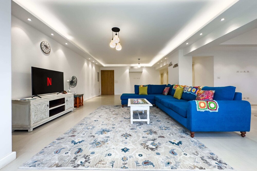 The Classic Contemporary Apartment, 2bdr