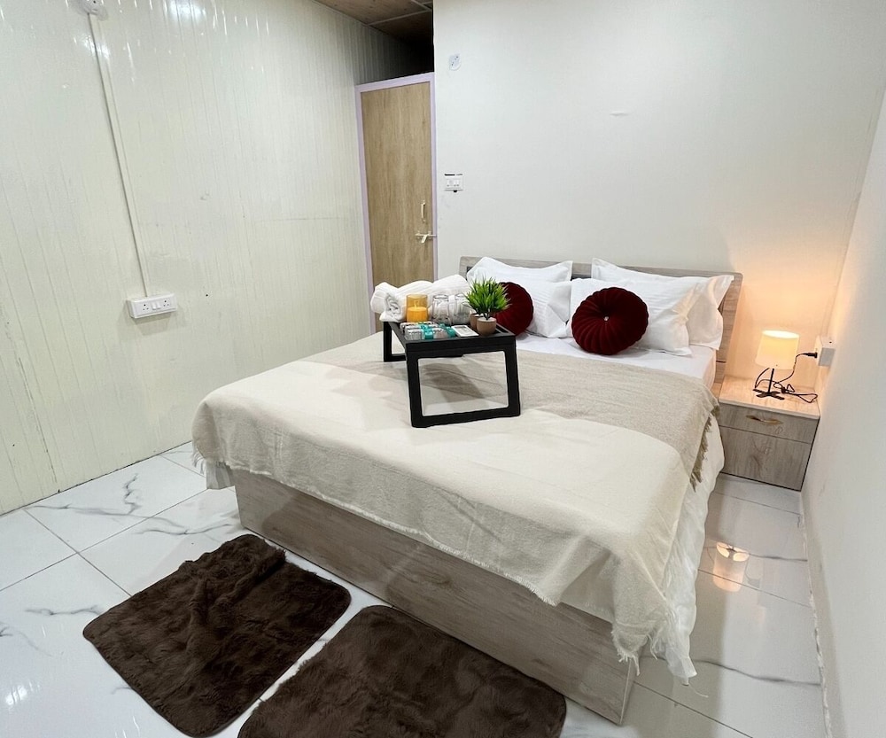 Sizzle Bay Resort