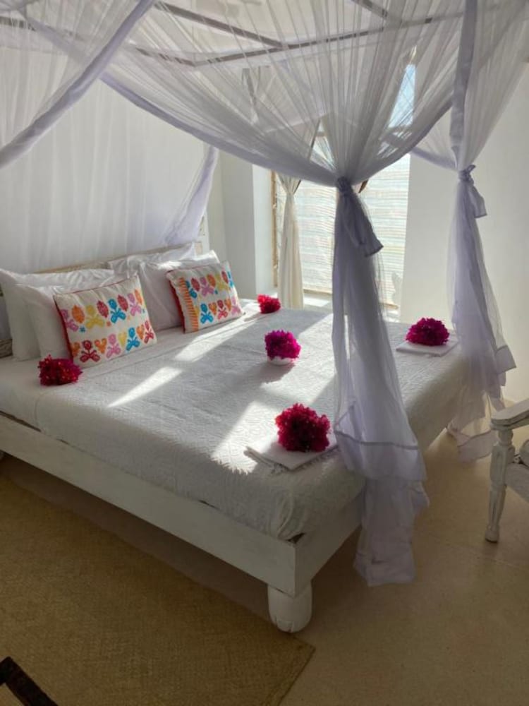 Hob House Watamu view 5