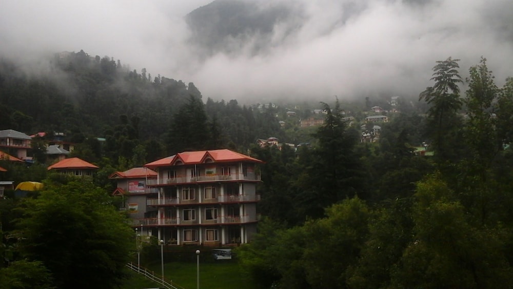 Hotel Dev Cottage