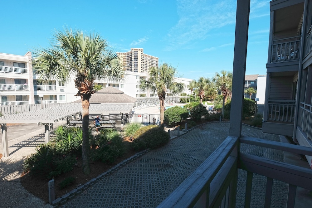 Pelican Landing 125 3 Bedroom Condo