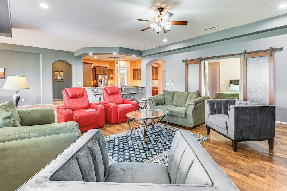 Backyard Oasis w/ Fire Pit: Laveen Village Retreat