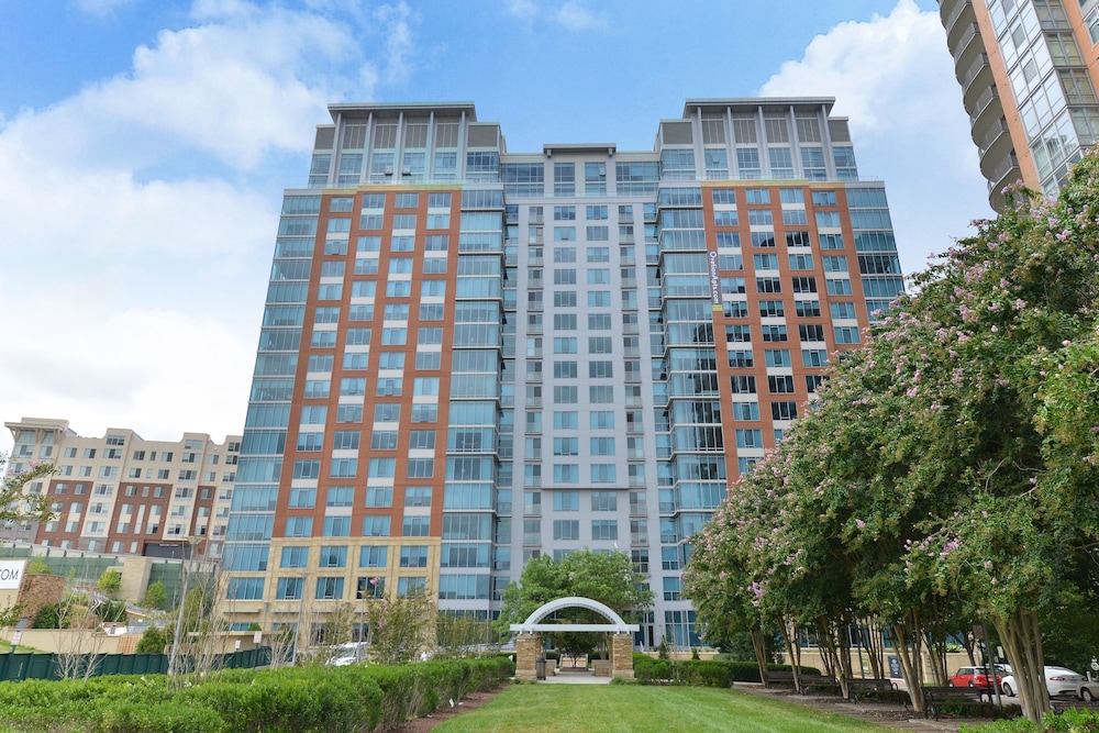 Ovation at Park Crest by Bridgestreet